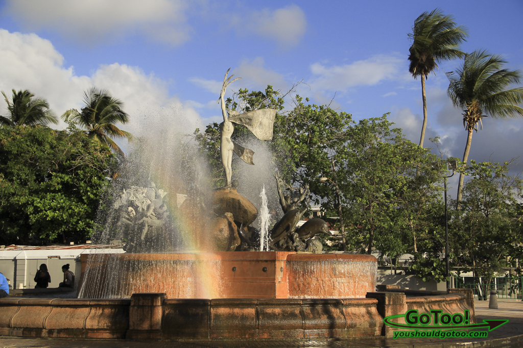 Raices sculpture fountain Paseo de la Princesa PR